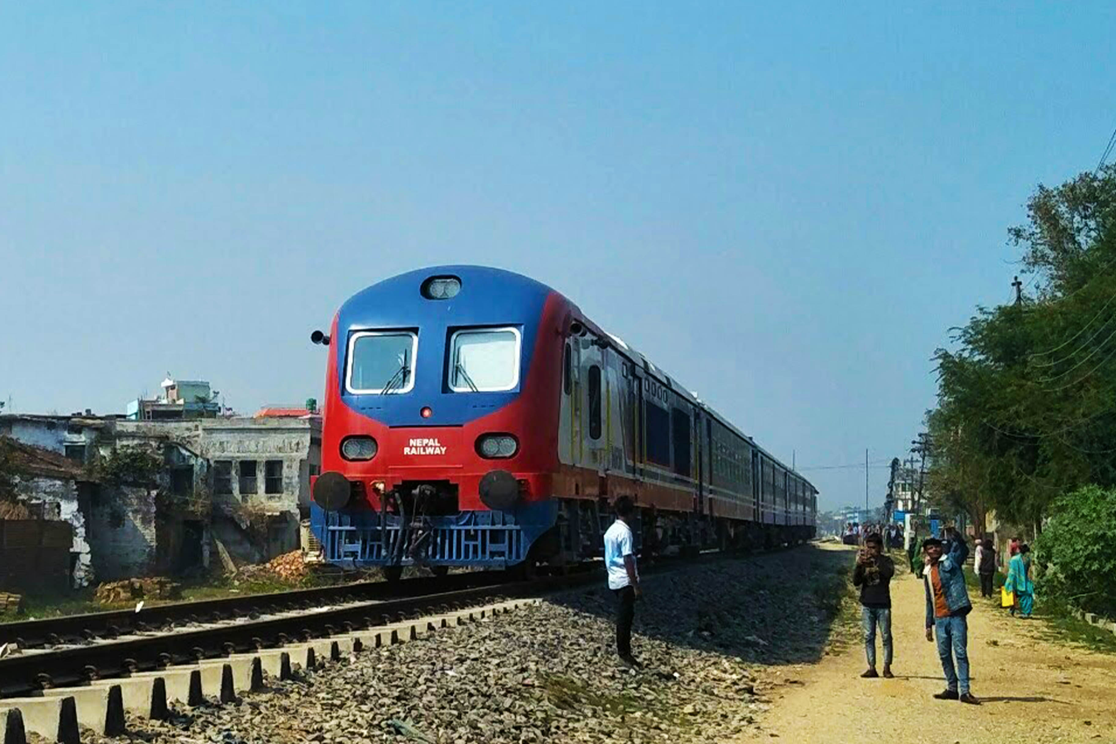 आवश्यक परे रेल थप्छौँ : यातायातमन्त्री